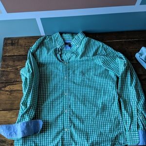 Banana Republic Large Tailored Slim fit soft wash